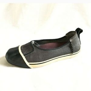 Sorel slip-on sneakers